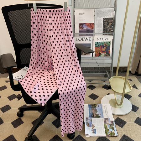 黑色椅子摆拍风—长裤（编号：368号）