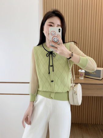 木条墙半露脸自拍风（编号：816号）